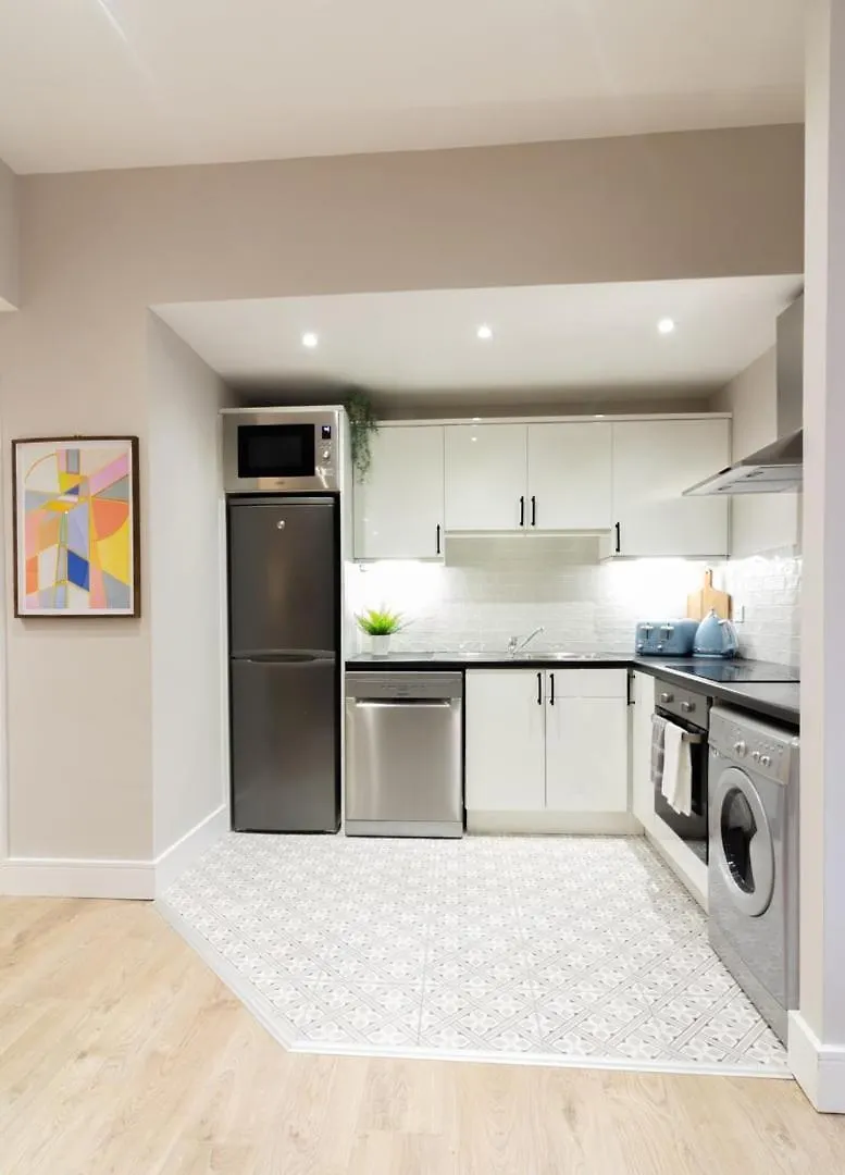 Guestready - Encantando O Apartamento 2Br No Newmarket Hall Δουβλίνο 0*,  Ιρλανδία